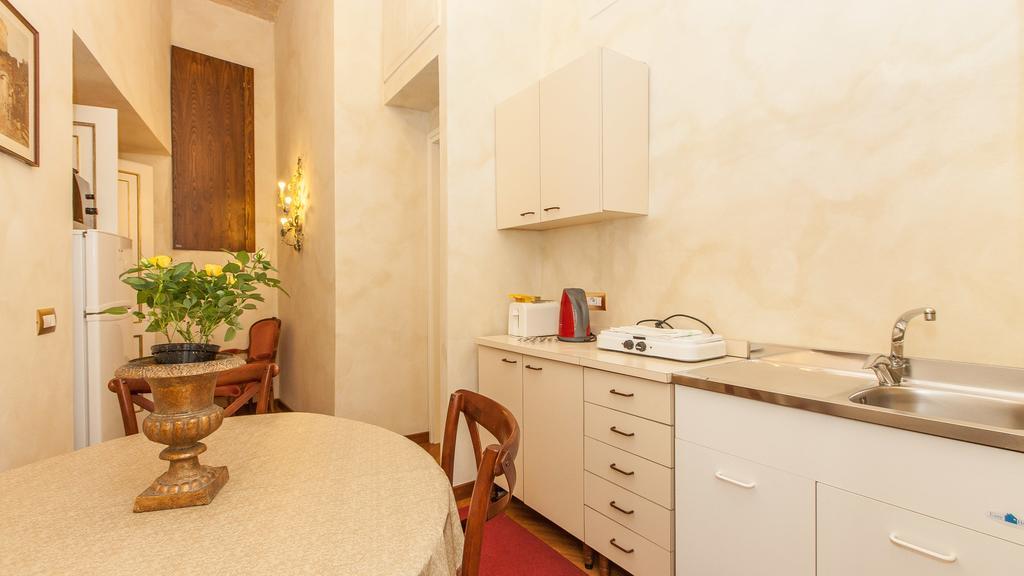 Apartment Domus Minervae Rome